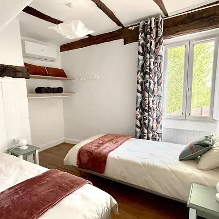 Semesterbostad Maison De Charme Classee 3 Etoiles Du Perigord *